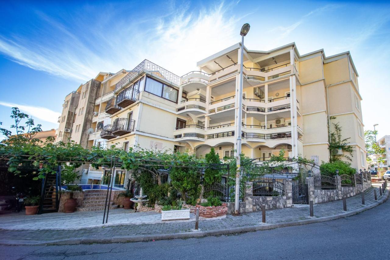 Saki Apartments ブドヴァ エクステリア 写真