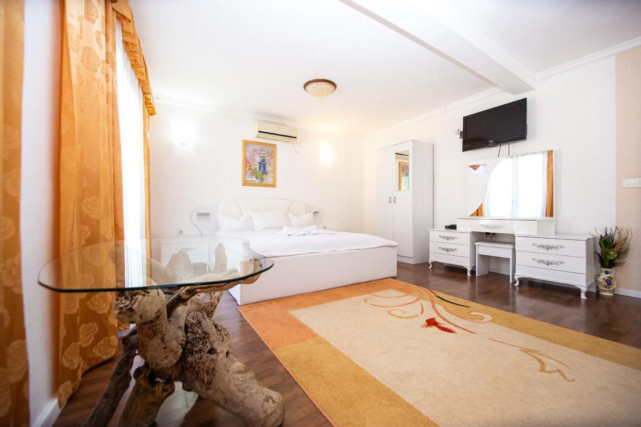 Saki Apartments ブドヴァ エクステリア 写真