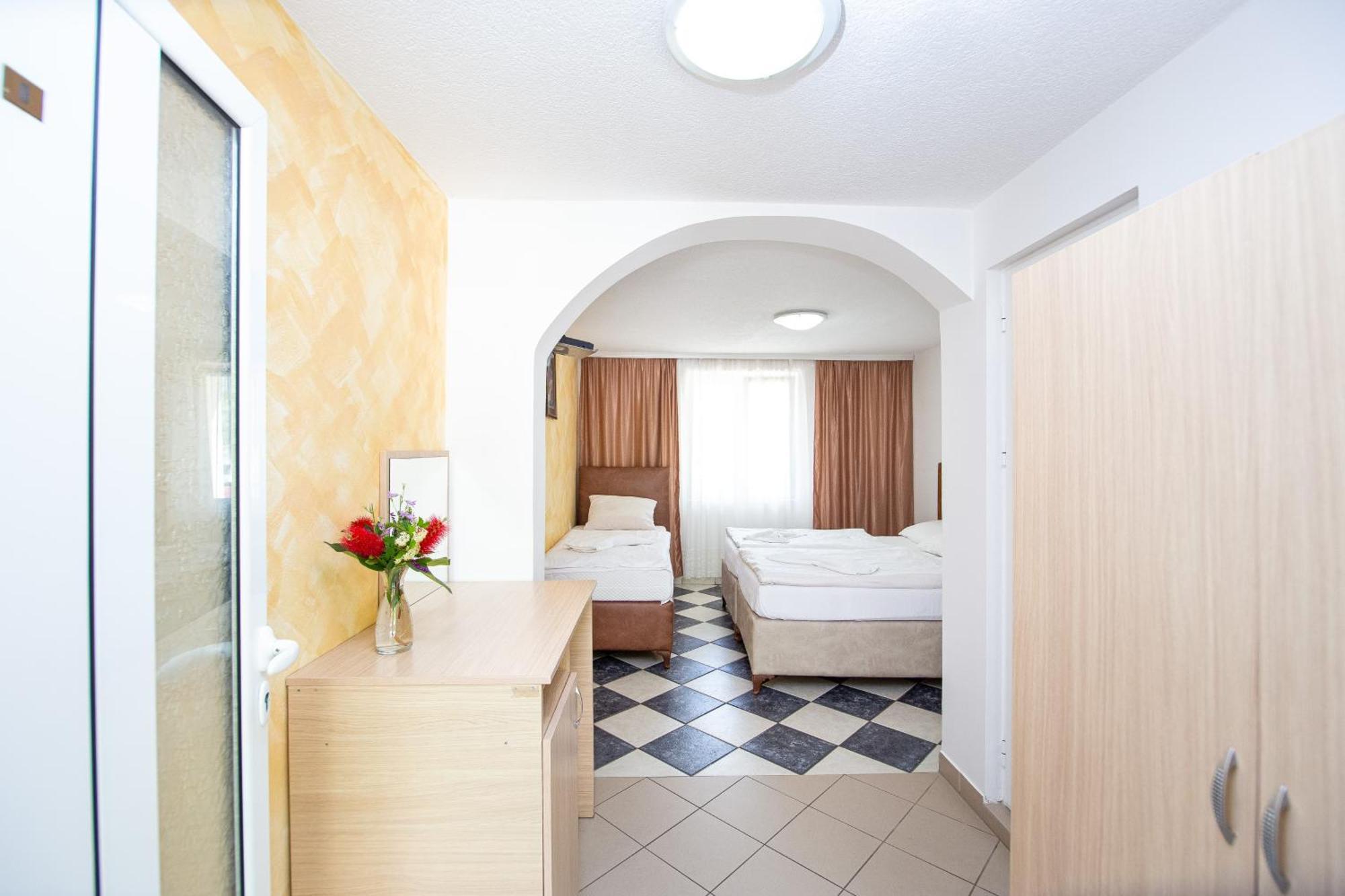 Saki Apartments ブドヴァ エクステリア 写真